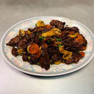 81.Ternera en salsa de ostras