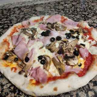 pizza capricciosa (33 cm.)