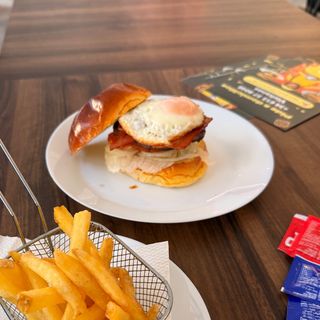 Classic Completa Burger