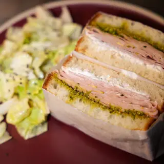 Mortadella Pistacho