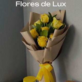 Media Docena Rosas Amarillas