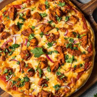CHICKEN TIKKA PIZZA