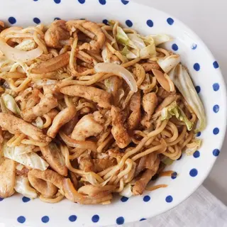 Tallarines con pollo