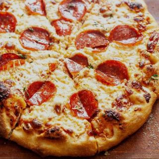 Pizza pepperoni