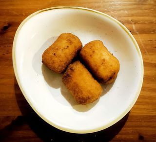 Croquetas de bacalao (3 uds.)