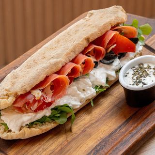 Sándwich De Burrata