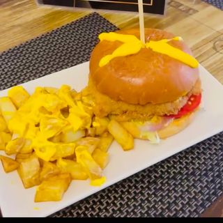 Burger crujiente con schnitzel pollo!