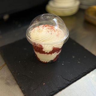 Tiramisu red velvet 