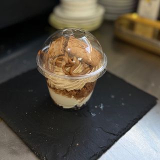 Tiramisu lotus