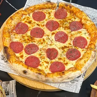 Pizza Pepperoni (33 cm)