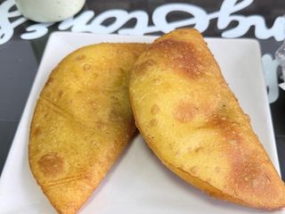 Queso y plátano tajada