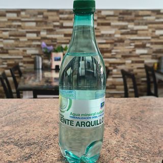 Agua Mineral con Gas