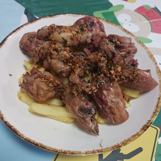 Pollo al ajillo