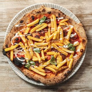 Pizza Wurstel patatas