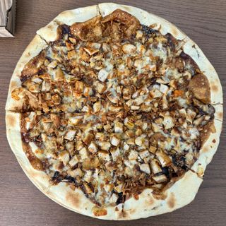 Pizza BBQ Chicken Onion Crispy (30 Cm.)