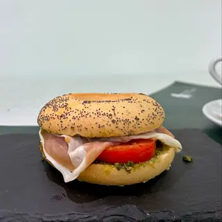 BAGEL OSCENSE