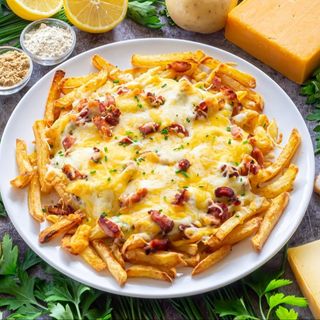 Patatas fritas gratinadas