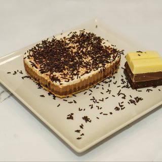 TARTA DE TRES CHOCOLATES