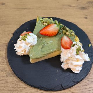 Tarta de queso con crema de pistacho