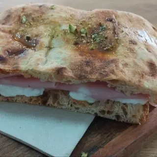 Focaccia mortadella