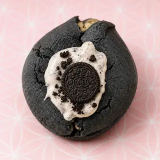 Crumbl Cookie Oreo