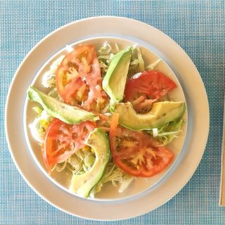 Ensalada mixta pequeña