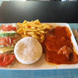 Lengua en salsa