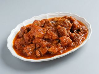 Magro con tomate