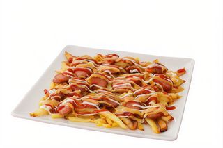 Ración de salchipapas