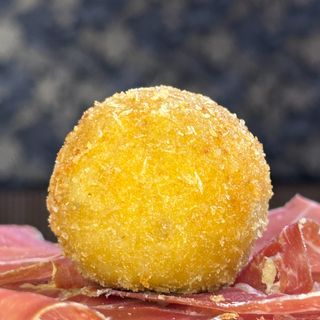 Croqueta de jamon