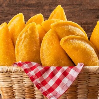 Empanada colombiana de maiz 100%