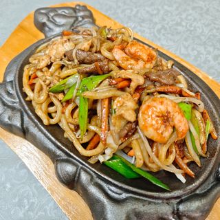 Tallarines japoneses de yakishoba