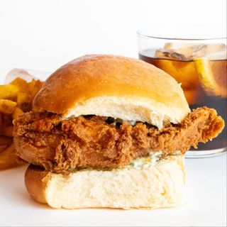 Combo Hamburguesa de Pollo Frito Picante