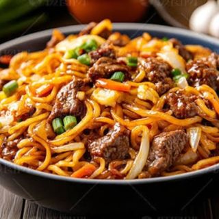 Tallarines frito de ternera