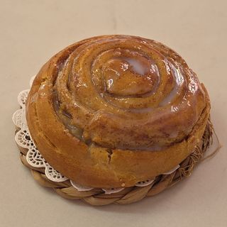 Cinnamon roll