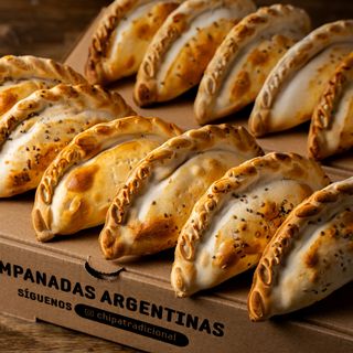 12 Empanadas