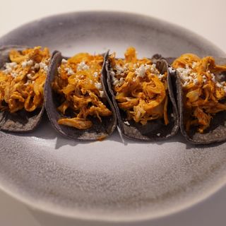Tacos Tinga De Pollo (4 Uds.)
