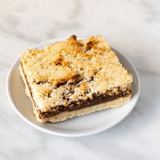 Cuadrado de coco y dulce de leche