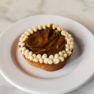 Tarta de peras y almendras