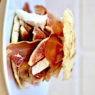 Arepa Española XL — Tortilla de patata + Jamón serrano
