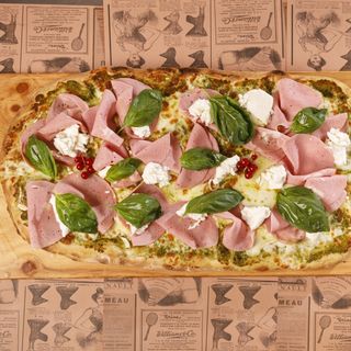 Pizza Mortadella & Pistaccio masa madre crujiente!