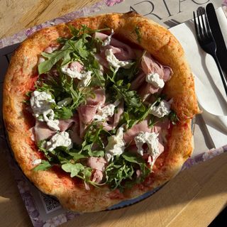 PIZZA Prosciutto y Burrata (30cm)