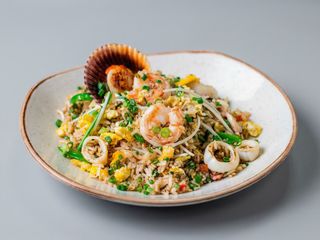Arroz chaufa de mariscos