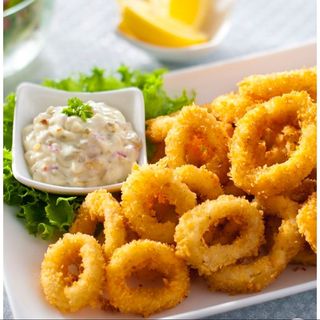 Calamares a la romana con mayonesa cítrica