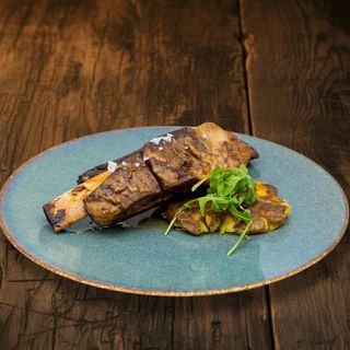 Costilla braseada durante 5 horas