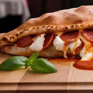 Pizza Calzone