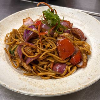 Tallarín Saltado 