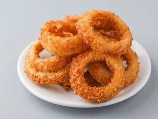 CRISPY ONION RINGS