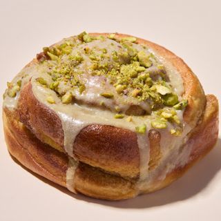 Roll De Pistacho