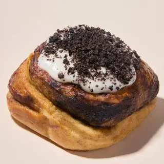 Oreo Cinnamon Roll
